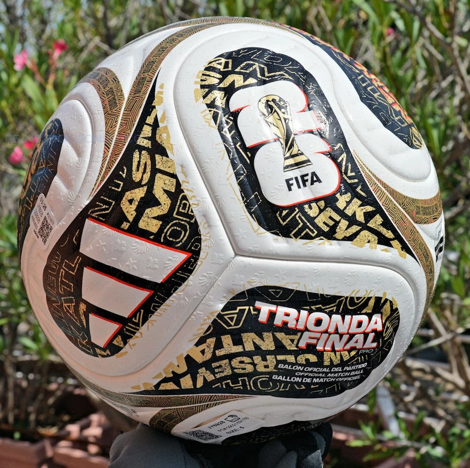 Adidas Trionda Finals Pro – vista con logo Trionda Final Pro Official Match Ball