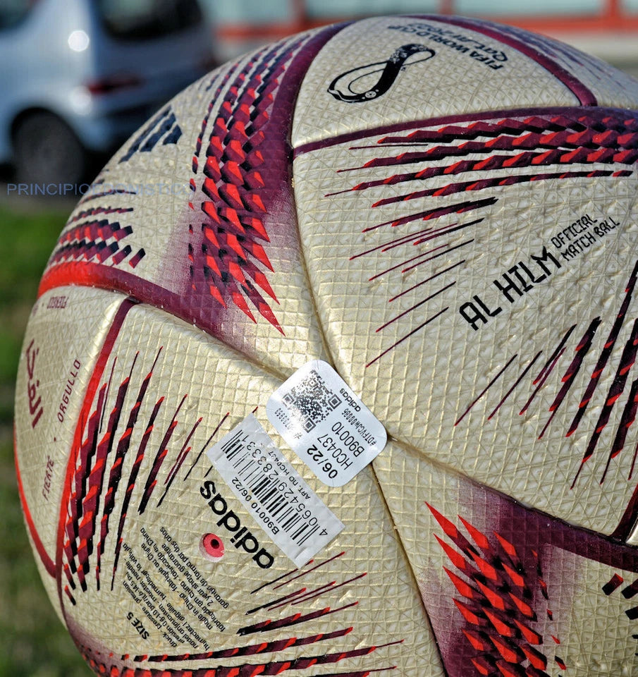 Adidas Al Hilm Pro – Vista angolare con box