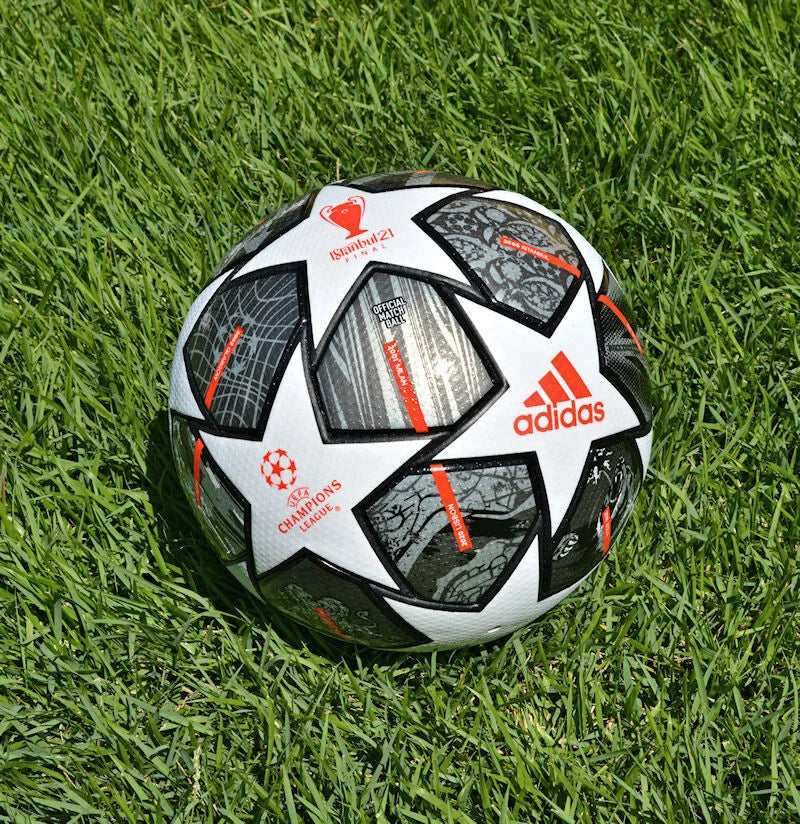 Adidas Istanbul Final 21 – Retro box con etichetta