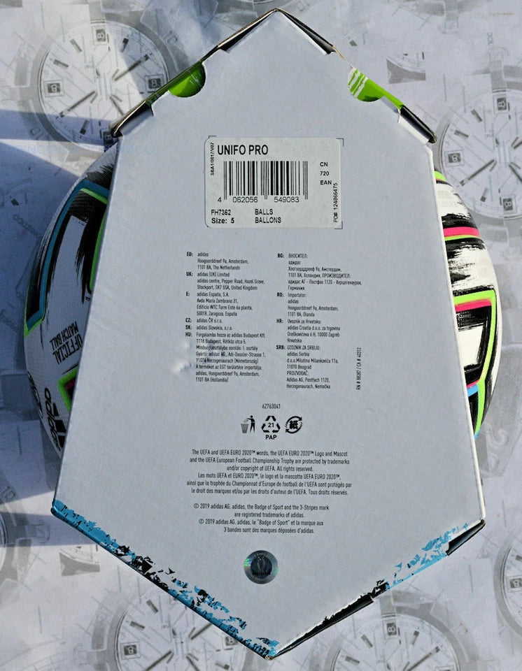 Adidas Uniforia Pro – Vista completa pallone e confezione