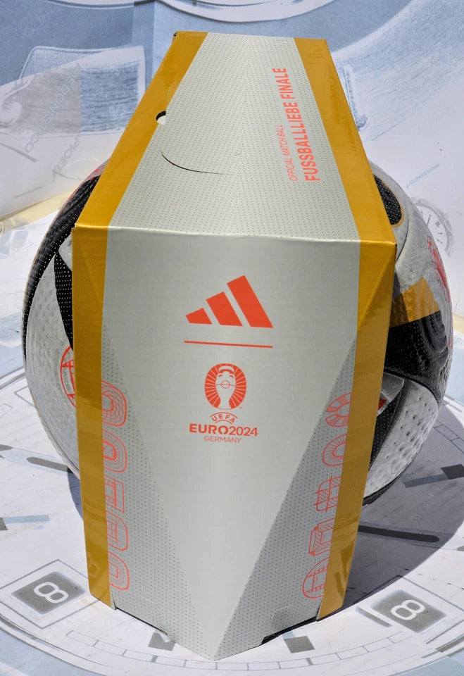 Adidas Fussballliebe Finale Pro – Box con scritta Official Match Ball Fussballliebe Finale
