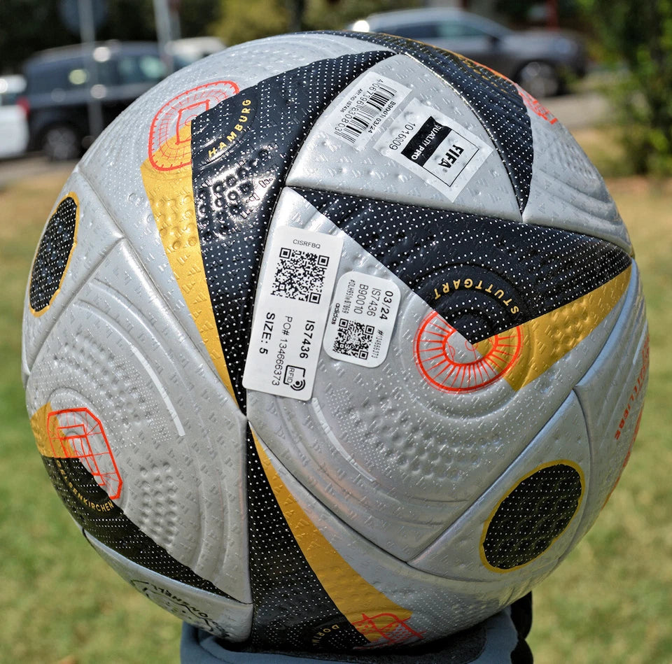 Adidas Fussballliebe Finale Pro – Box retro con codice EURO24 PRO F