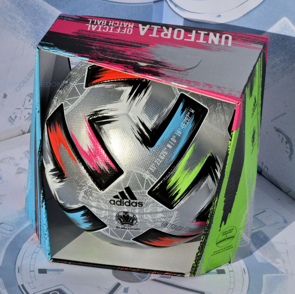 Adidas Uniforia Finale Pro – Pallone nella box originale, vista frontale