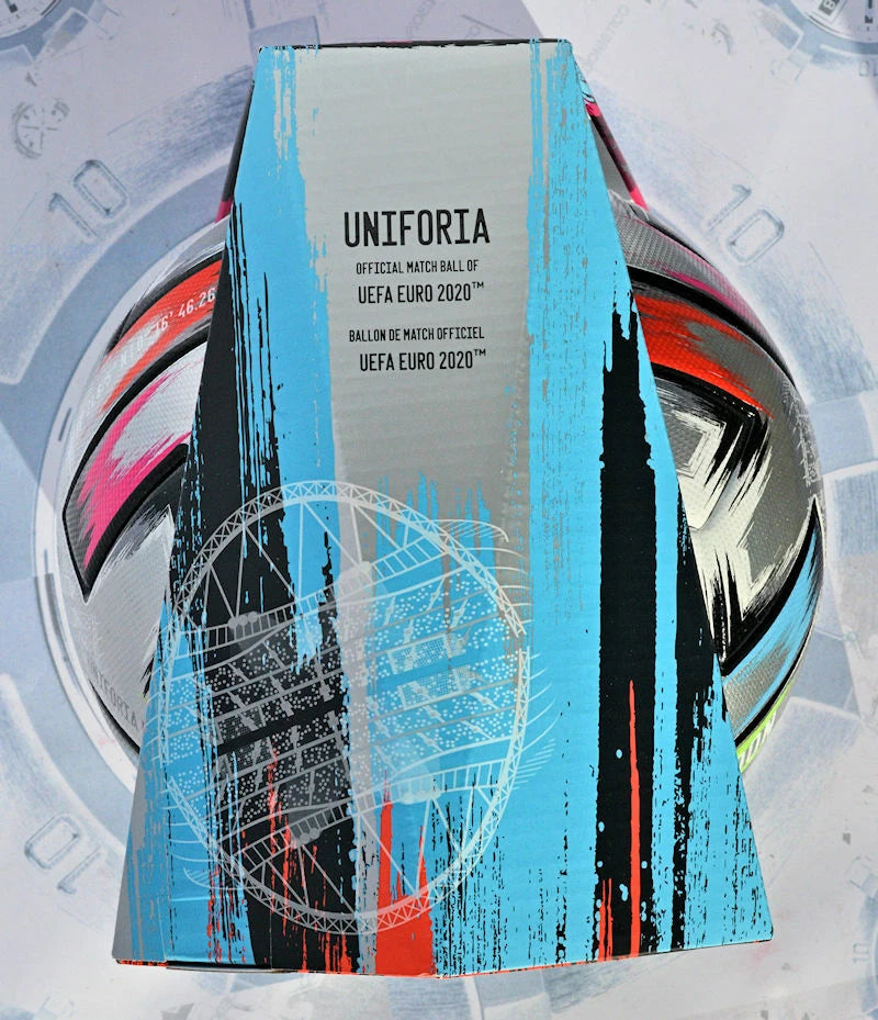 Adidas Uniforia Finale Pro – Box laterale con scritta Official Match Ball