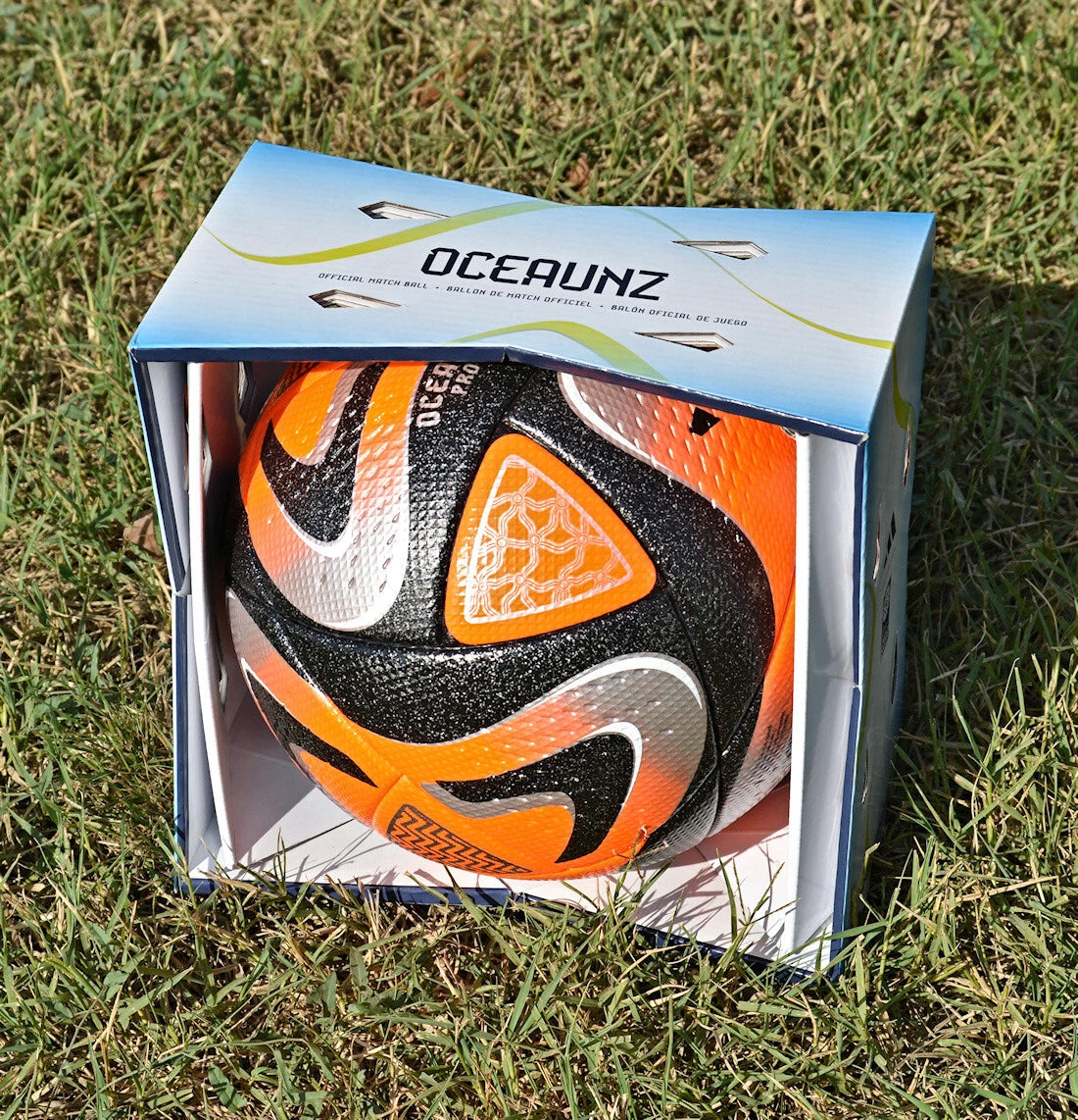 Confezione originale Adidas Oceaunz Pro Official Match Ball con pallone arancio