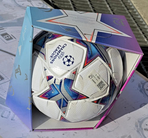 Pallone Adidas UCL Pro 2023-2024 – vista posteriore con etichetta FIFA Quality Pro 1004567