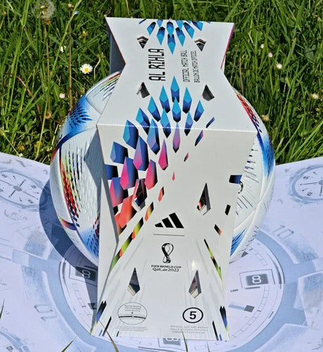 Retro confezione Adidas Al Rihla Pro con codice a barre