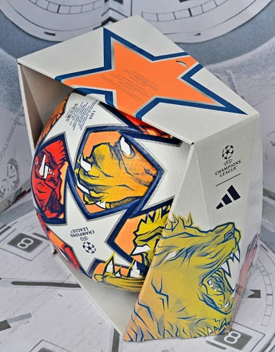 Pallone Adidas London 24 Final – vista frontale con logo London 24 Final e leoni