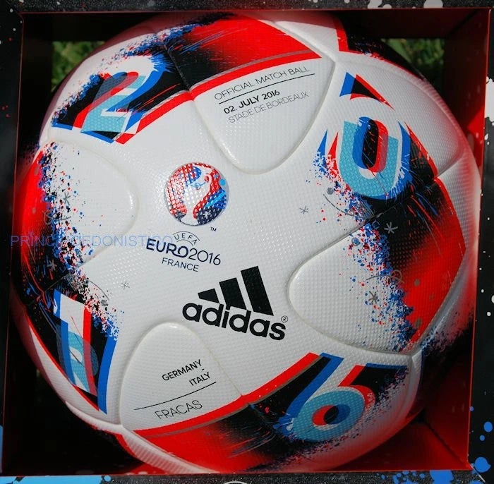 Fronte confezione Adidas Fracas EURO 2016 con scritta FRACAS Official Match Ball e schizzi tricolore