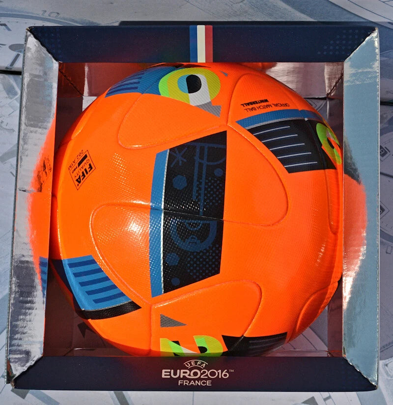 Pallone Adidas Beau Jeu Winter – vista con logo FIFA Quality Pro 20.2 AIM