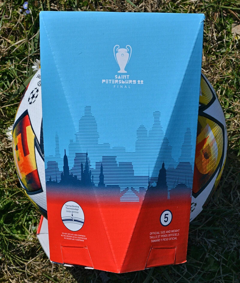 Pallone Adidas Saint Petersburg 22 Final – vista con logo FIFA Quality Pro 1004567