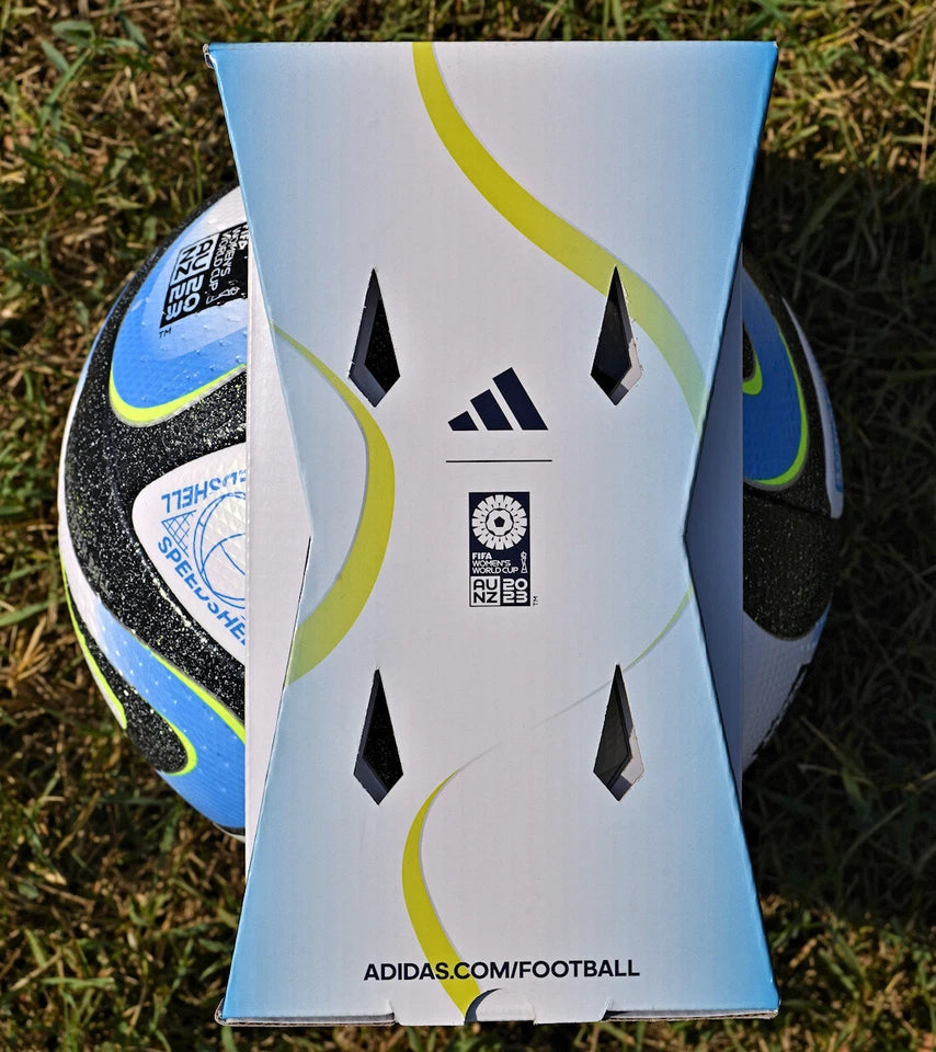 Pallone Adidas Oceaunz Pro – dettaglio pannelli con logo Speedshell e motivi Maori